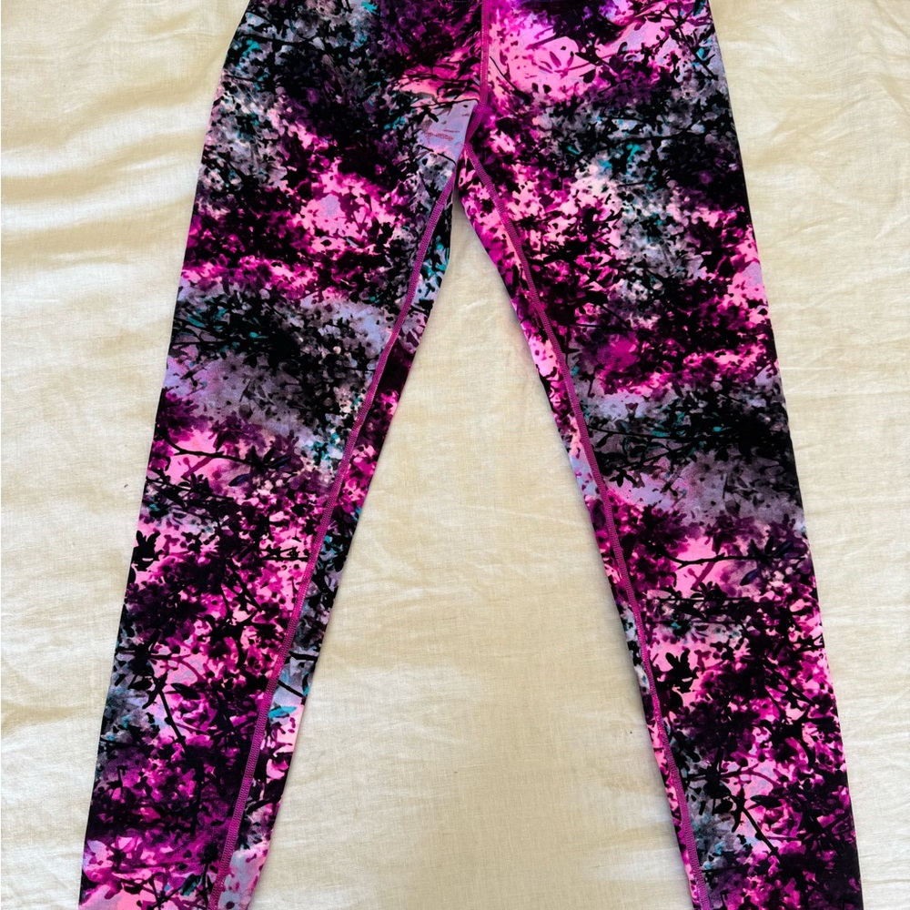 Calvin Klein leggings, Quick Dry Size Small.